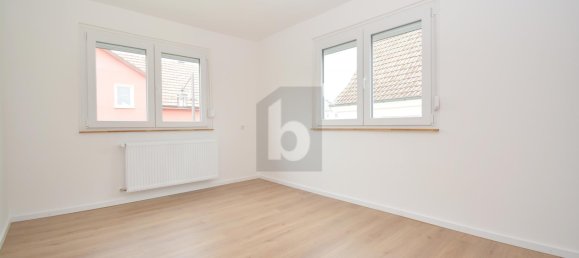 Дом с 7 комнатами в Кобург, Германия № 158137 4