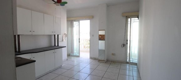 Коммерческая недвижимость 945м² в Никосия, Кипр № 25517 3