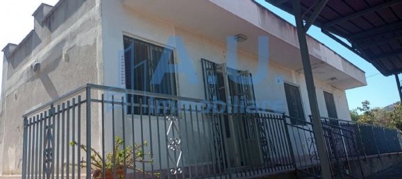 Villa de 3 dormitorios en Ventimiglia di Sicilia, Italy No. 318131 4