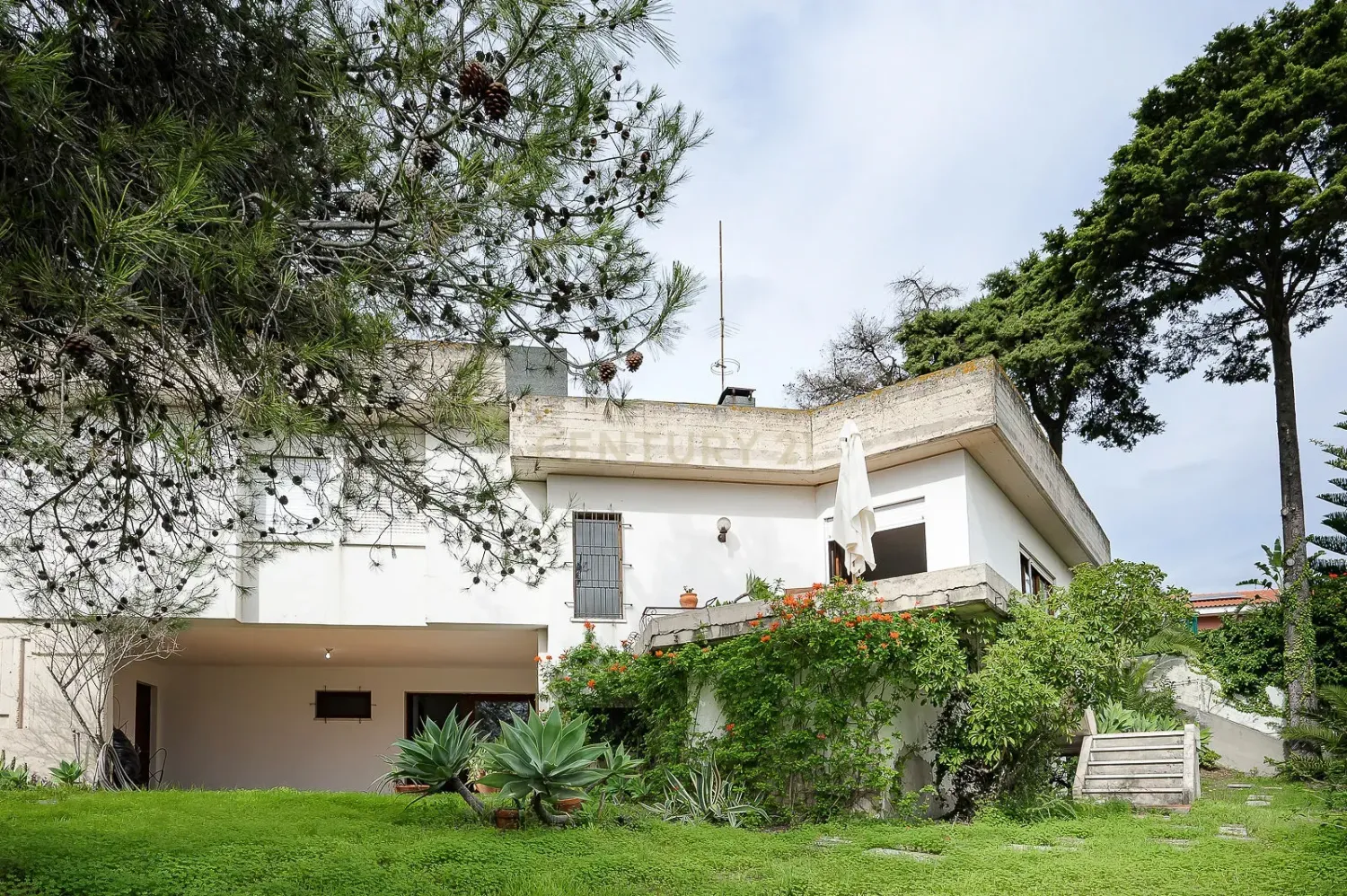 5 bedrooms Villa in Setubal, Portugal No. 131172