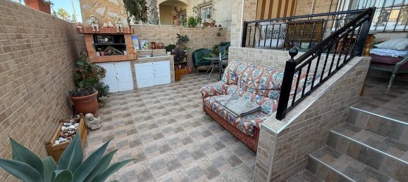 2 bedrooms House for sale in Torrevieja, Alicante, Valencian Community, Spain № 369942 2