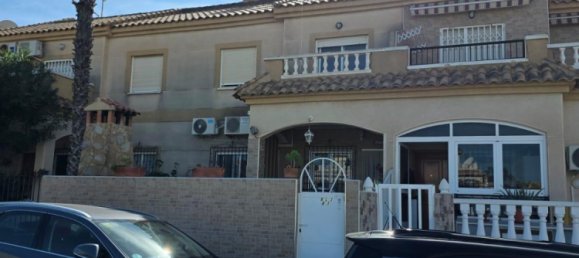 2 bedrooms House for sale in Torrevieja, Alicante, Valencian Community, Spain № 369942 8