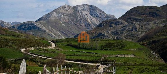 7 bedrooms House in Leon, Spain No. 130833 6