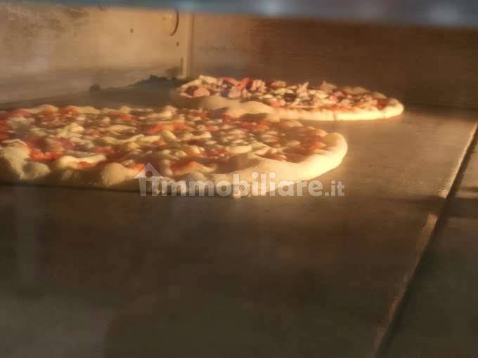 3 rooms Commercial property in Reggio Emilia, Italy No. 13612