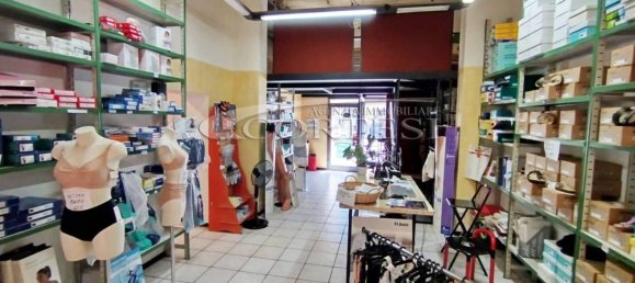 2-Zimmer Gewerbliche Immobilie in Umbertide, Italy, Nr. 353381 4