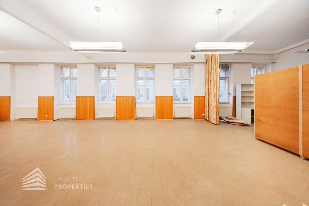 2غرفة شقة في Josefstadt, Austria رقم 20304