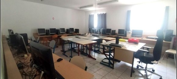 20-Zimmer Haus in Thuret, France, Nr. 189838 10