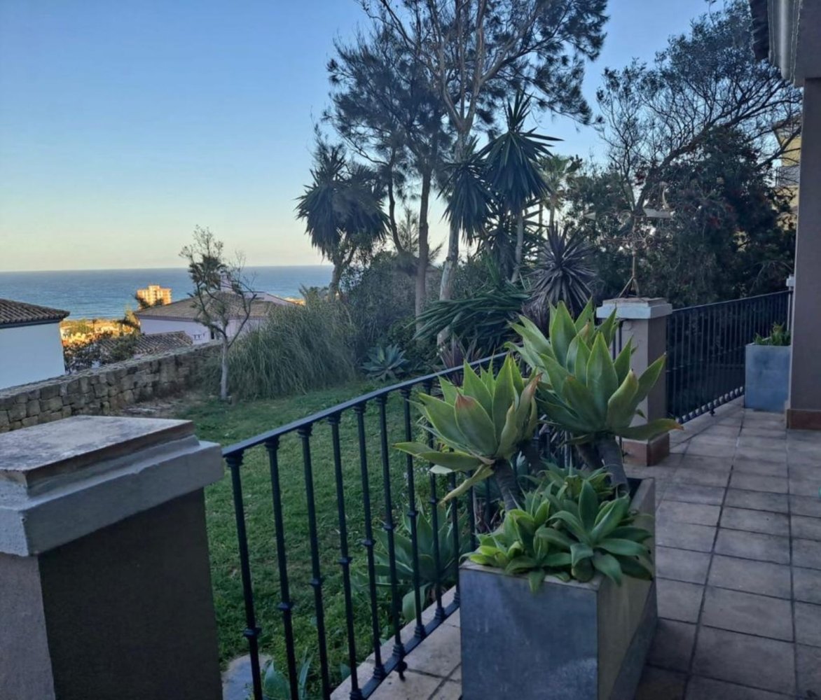 Вилла с 6 спальнями в Малага, Испания № 147150