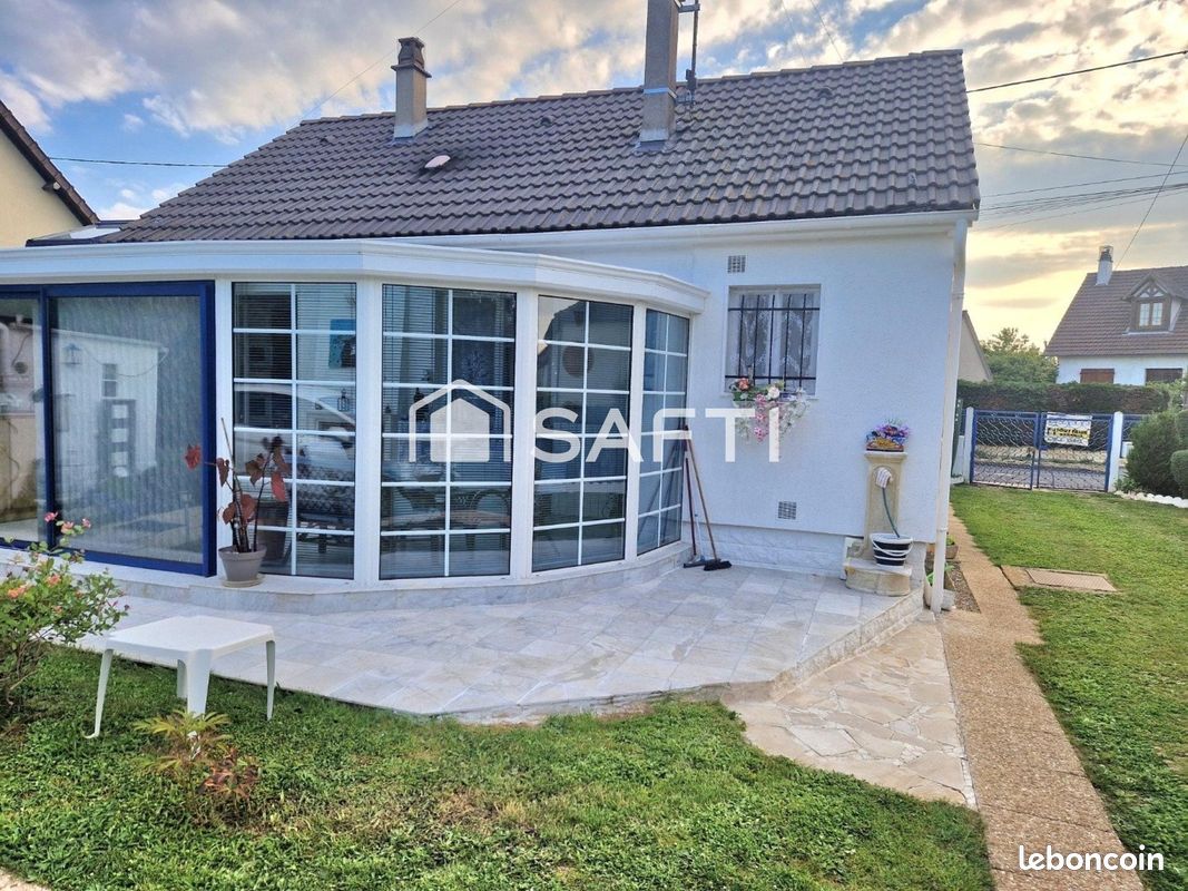 Дом с 3 спальнями в Улен, Франция № 271714