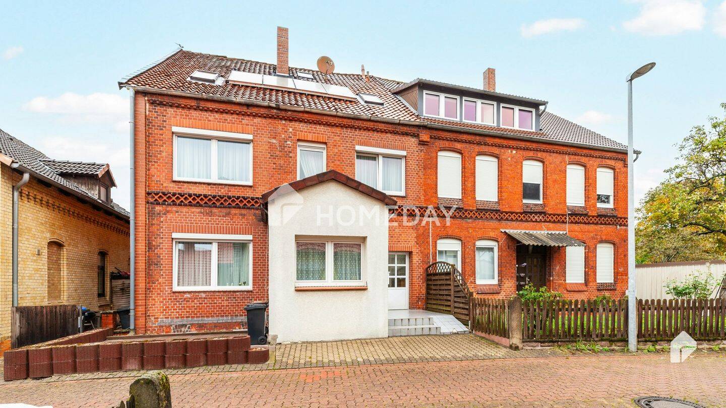 5 bedrooms Townhouse in Hanover, Germany No. 164024