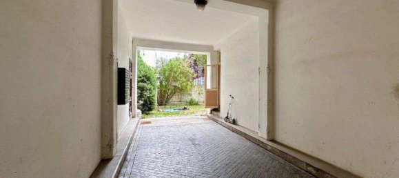 4 rooms Apartment in Vienna, Austria No. 201550 2