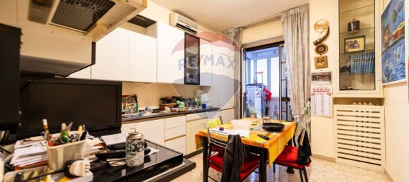 3 bedrooms Apartment in Bari, Italy No. 337156 9