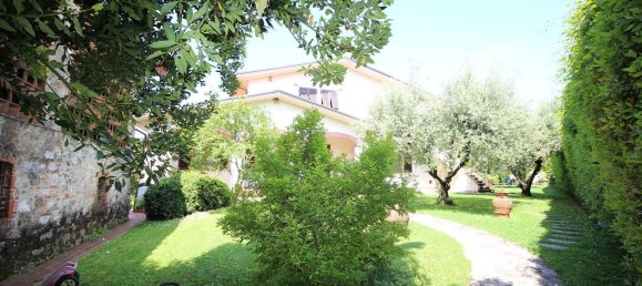 6 rooms Villa in Capannori, Italy No. 163709 5