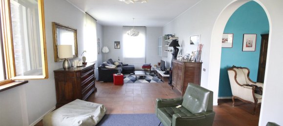 6 rooms Villa in Capannori, Italy No. 163709 8