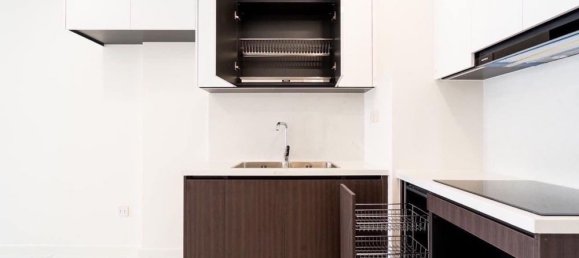 2 rooms Office in District 7, Vietnam No. 16637 9