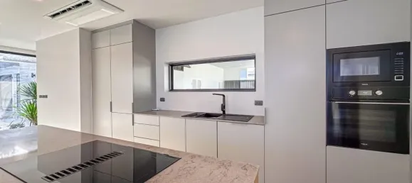 3 Schlafzimmer Villa in Phuket, Thailand, Nr. 80168 5