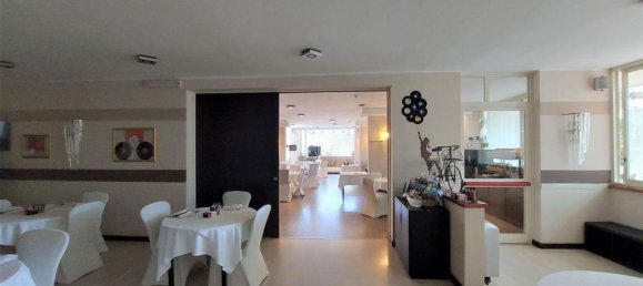 4400m² Building in Sanremo, Italy No. 80583 8