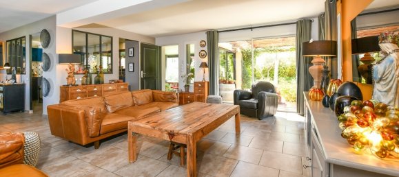 5 bedrooms Villa in Cavaillon, France No. 349560 5