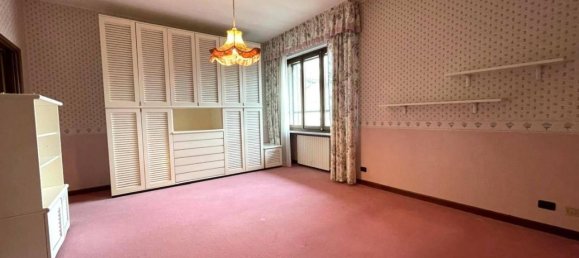 Villa de 8 divisões em Caselle Torinese, Italy N.º 30654 30