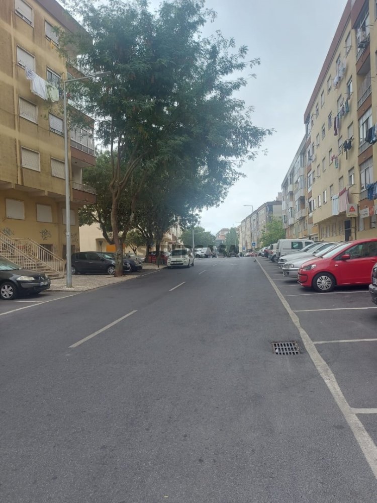 2 bedrooms Apartment in Rio de Mouro, Portugal No. 323419