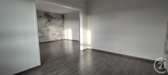 2 Schlafzimmer Wohnung in Chalons-en-Champagne, France, Nr. 43553 5