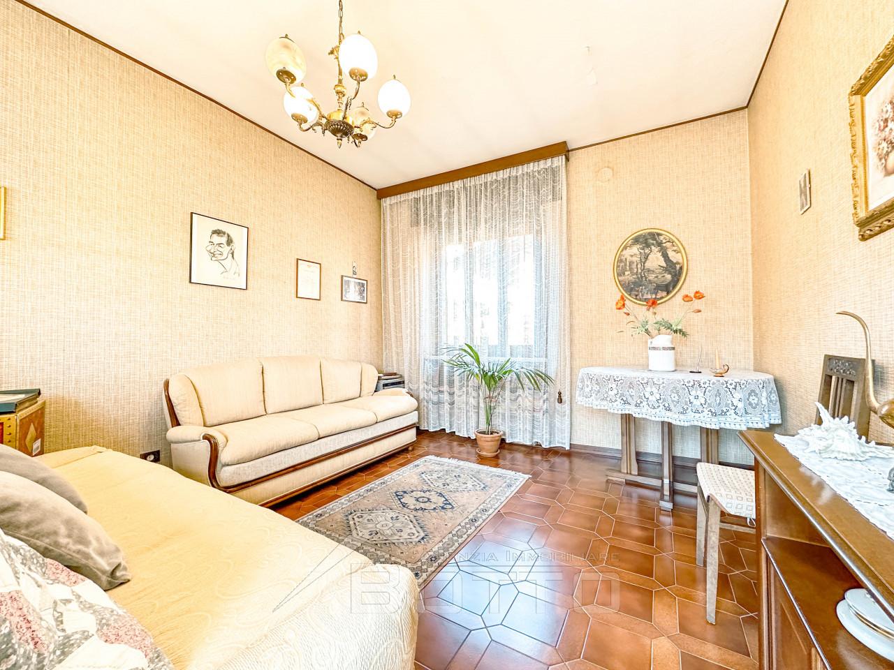 7-salle Maison à Ghislarengo, Italy No. 227424