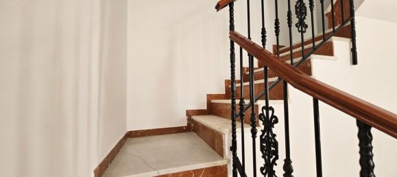 5 bedrooms House in Cordoba, Spain No. 157399 11