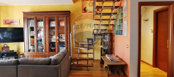 4 bedrooms Apartment in Aci Castello, Italy No. 262056 2