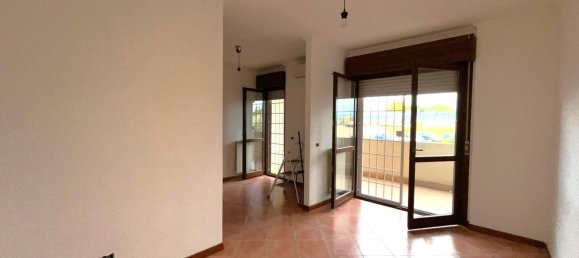 Studio in Rome, Italy No. 25330 8