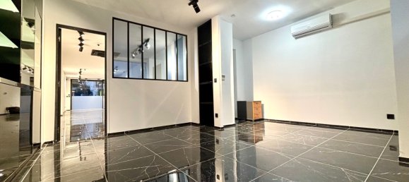 Propiedad comercial en Marseille, France 72 m² No. 350809 2