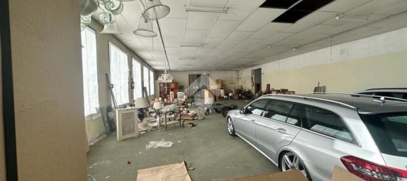 1058m² Warehouse in Reggio Emilia, Italy No. 331637 9
