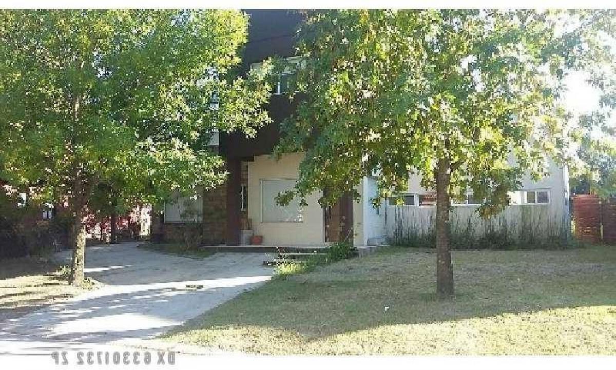 3 bedrooms House in Tigre, Argentina No. 86963