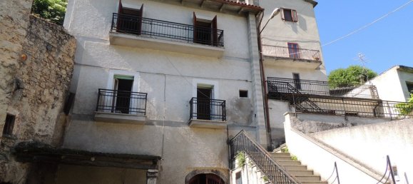 2 bedrooms Apartment in Capestrano, Italy No. 288000 4
