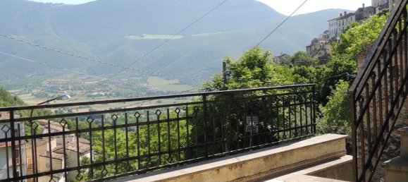 2 bedrooms Apartment in Capestrano, Italy No. 288000 2