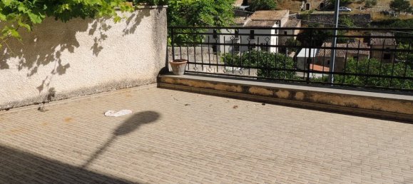 2 bedrooms Apartment in Capestrano, Italy No. 288000 9