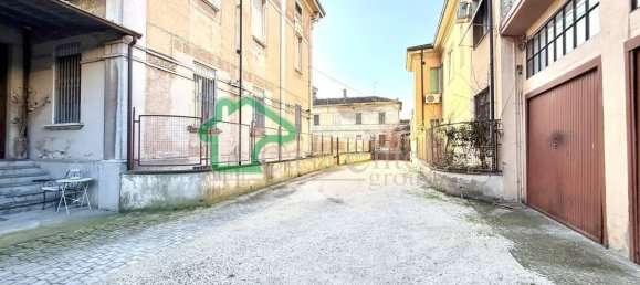 4 rooms Apartment in Soresina, Italy No. 197857 15