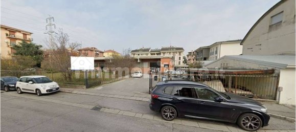 5 rooms Warehouse in Crema, Italy No. 5053 2