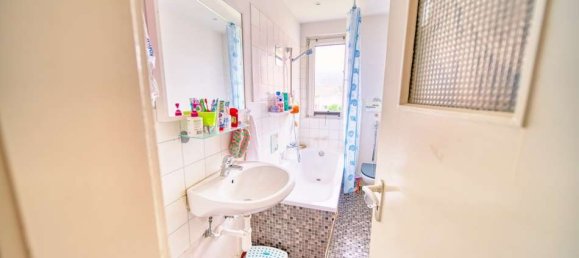 2 Schlafzimmer Wohnung in Bonn, Germany, Nr. 51987 7