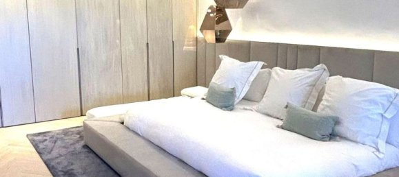 3 bedrooms Penthouse in Estepona, Spain No. 35430 10