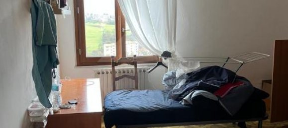 3 rooms Apartment in Siena, Italy No. 130637 10