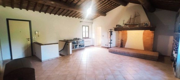 10 rooms House in Foiano della Chiana, Italy No. 228469 13