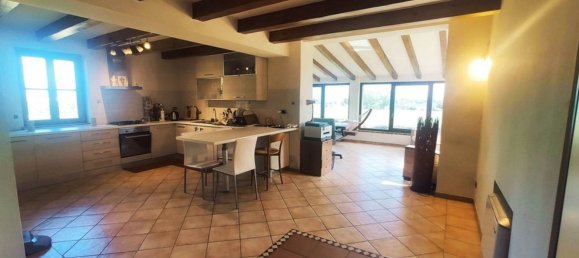 10 rooms House in Foiano della Chiana, Italy No. 228469 17