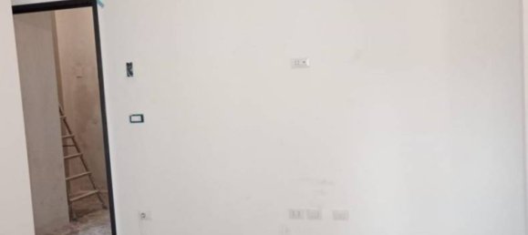 2 bedrooms Apartment in Florence, Italy No. 181752 5