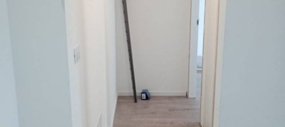 2 bedrooms Apartment in Florence, Italy No. 181752 4