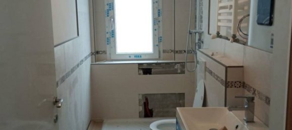 2 bedrooms Apartment in Florence, Italy No. 181752 8