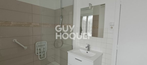 5 bedrooms House in Noiretable, France No. 197946 5