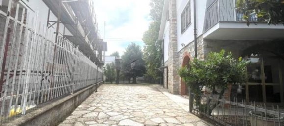 Вилла с 3 спальнями в Раккониджи, Италия № 252840 3