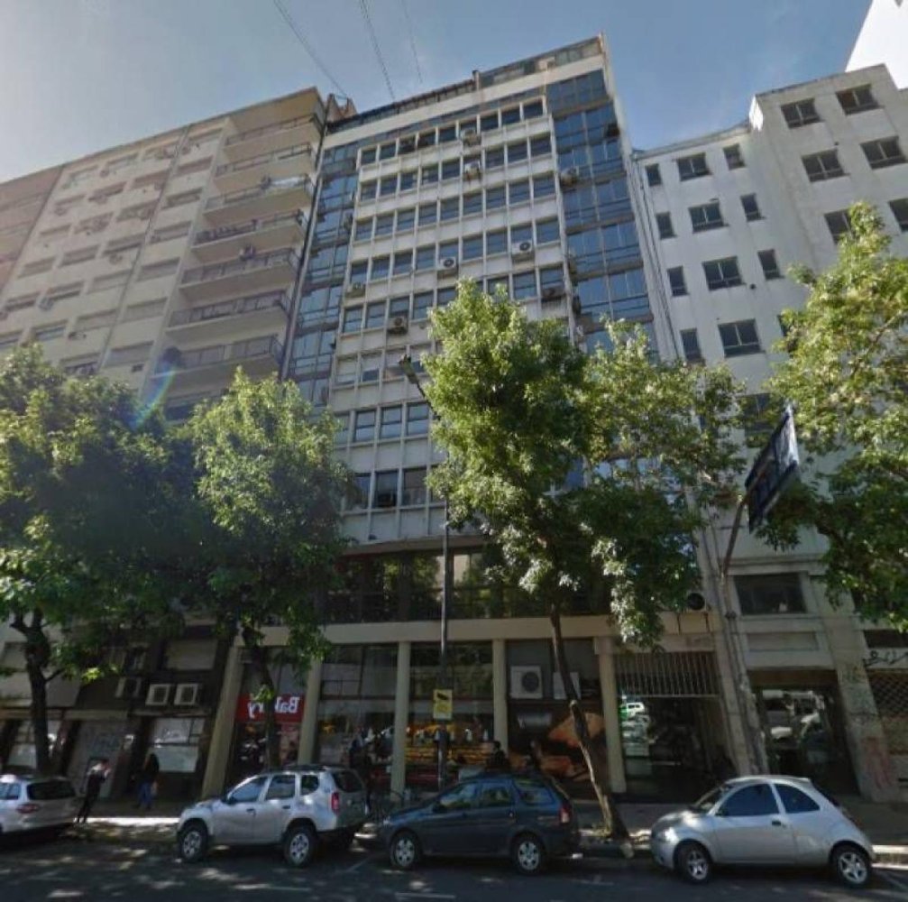 137m² Commercial property in Buenos Aires, Argentina No. 104465