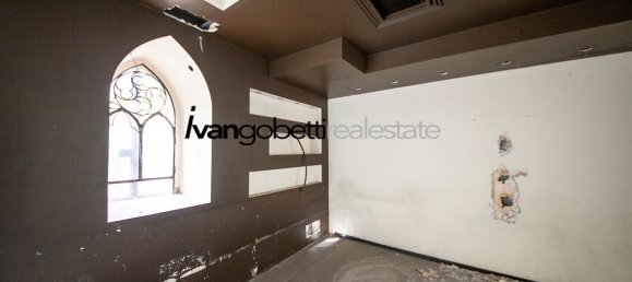 Casa de 22 habitaciónes en Busto Arsizio, Italy No. 312020 16