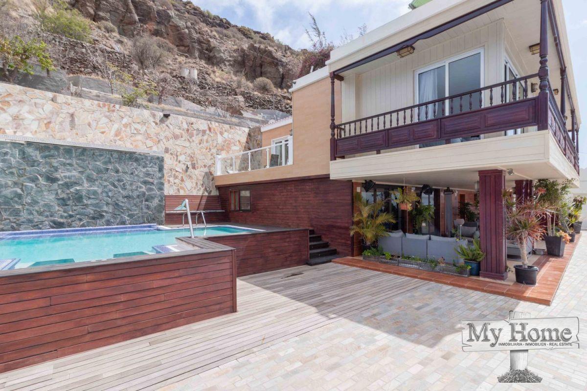 7 bedrooms Commercial property in San Bartolome De Tirajana, Spain No. 61399